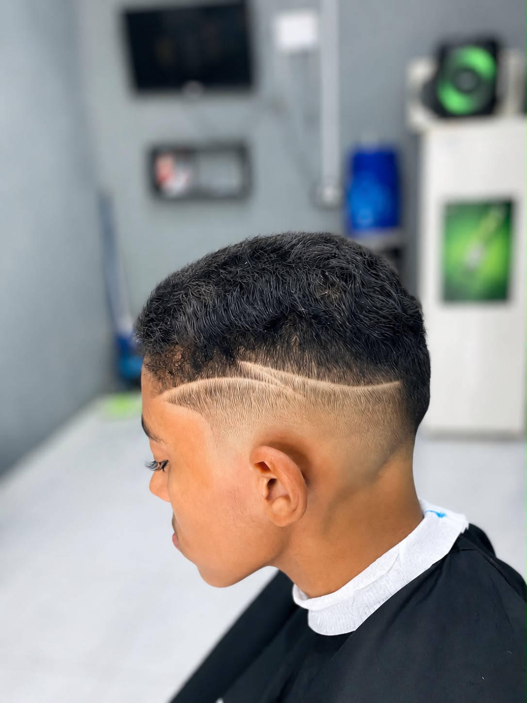 Corte social com topete